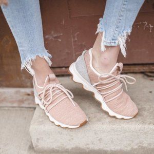 SOREL KINETIC LACE SNEAKER NEW IN BOX NATURAL TAN